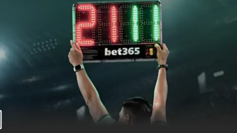 “吉林白山吸引三千健儿竞技冰雪马拉松等系列活动”